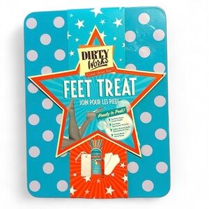 BNIB Dirty Works Feet Treat Ready To Pedi Kit in LARGE Tin Box